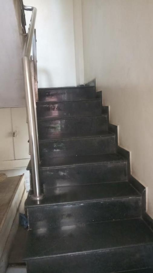 Sai Vasant Vihar Hotel Shirdi Exterior foto